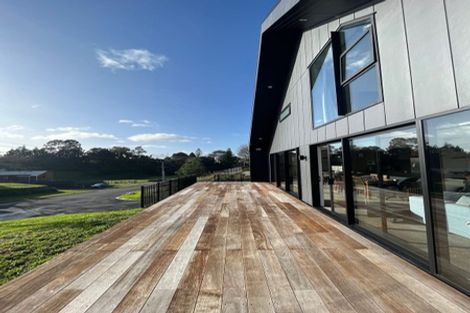 Photo of property in 2 Massee Way, Te Puke, 3119