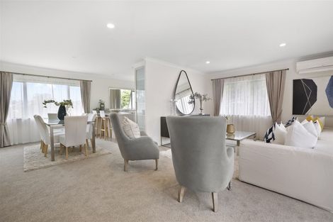 Photo of property in 24a Alexander Street, Cockle Bay, Auckland, 2014