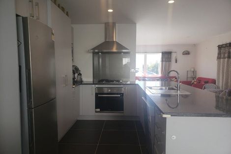 Photo of property in 43 Treestump Road, Takanini, 2112