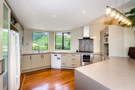 Photo of property in 10 Lambert Way, Paraparaumu, 5032