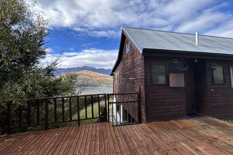 Photo of property in 15a Sunrise Lane, Queenstown, 9300