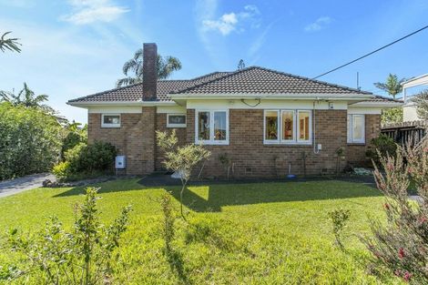 Photo of property in 30 Pleasant Road, Glen Eden, Auckland, 0602