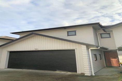 Photo of property in 14 Cresswell Place, Johnsonville, Wellington, 6037