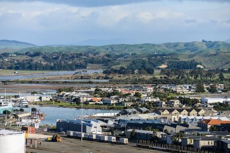 Photo of property in 23 Roslyn Road, Bluff Hill, Napier, 4110