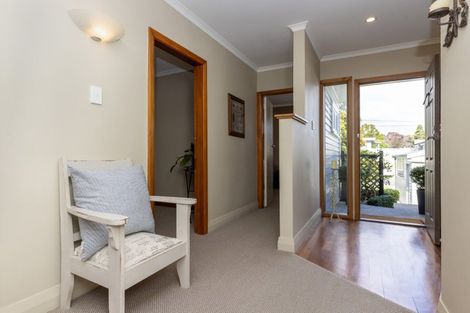 Photo of property in 5 Eatwell Avenue, Paraparaumu Beach, Paraparaumu, 5032