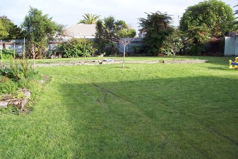 Photo of property in 128 Queen Street, Westport, 7825