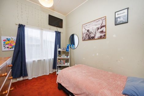 Photo of property in 80 Willoughby Street, Halcombe, Feilding, 4779