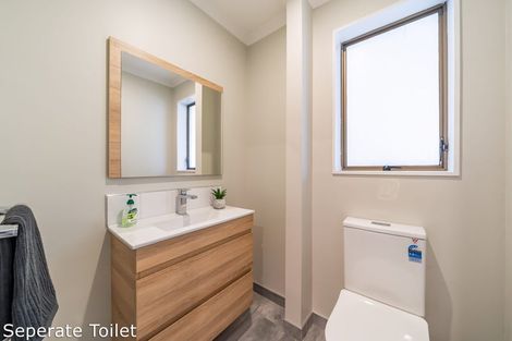 Photo of property in 48f2- Kowhai Avenue, Ebdentown, Upper Hutt, 5018