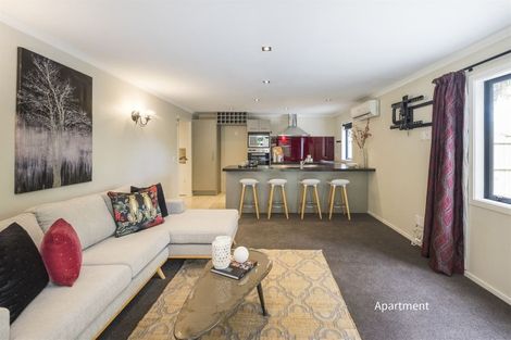 Photo of property in 4 Waicola Drive, Fitzherbert, Palmerston North, 4471