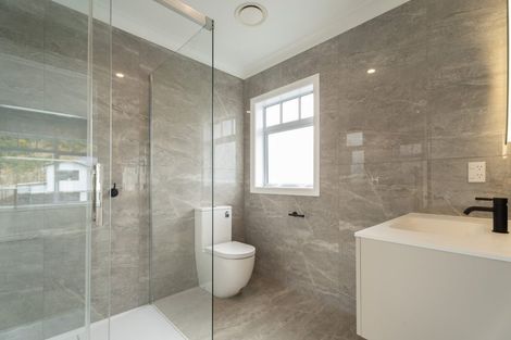 Photo of property in 28 Farnworth Terrace, Churton Park, Wellington, 6037