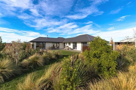 Photo of property in 2 Paradise Way, Amberley, 7410