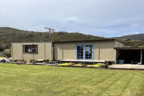 Photo of property in 12 Corbett Street, Hector, 7822