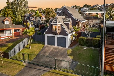 Photo of property in 64 Granville Drive, Massey, Auckland, 0614