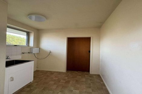 Photo of property in 17 Beeston Place, Redwood, Christchurch, 8051