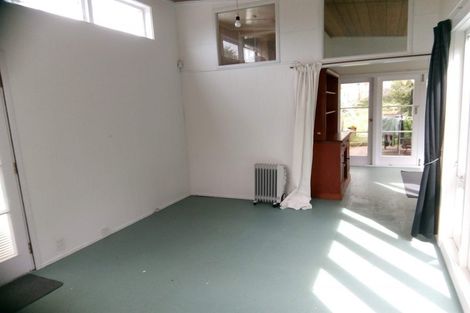 Photo of property in 31 Matama Road, Glen Eden, Auckland, 0602