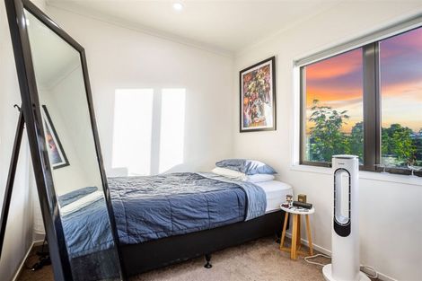 Photo of property in 1a Makora Road, Massey, Auckland, 0614