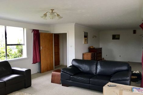Photo of property in 17 Morris Road, Amberley, 7410