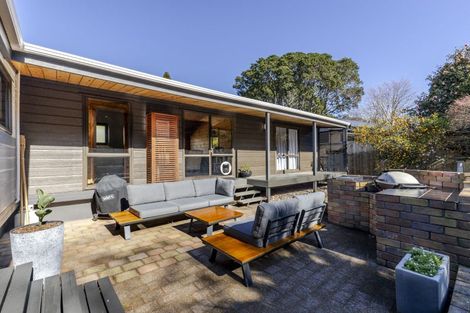 Photo of property in 7c Waterloo Place, Westown, New Plymouth, 4310