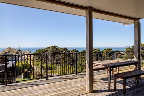 Photo of property in 48 Balfour Crescent, Castlepoint, Tinui, 5889