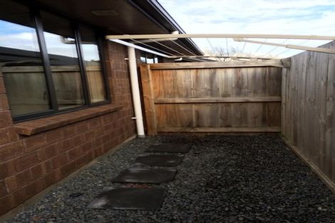 Photo of property in 108u8 Old Farm Road, Hamilton East, Hamilton, 3216