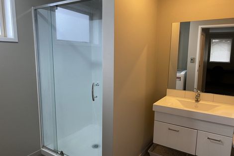 Photo of property in 114u4 Old Farm Road, Hamilton East, Hamilton, 3216