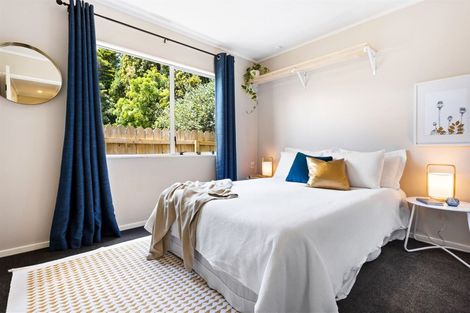 Photo of property in 60 Taikata Road, Te Atatu Peninsula, Auckland, 0610