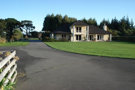 Photo of property in 28 Robert Ross Place, Clendon Park, Auckland, 2103