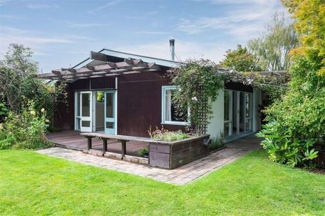 Photo of property in 22 Powell Crescent, Ilam, Christchurch, 8041