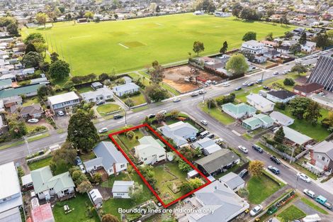 Photo of property in 104 Taikata Road, Te Atatu Peninsula, Auckland, 0610