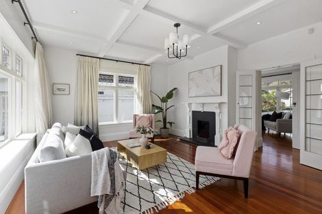 Photo of property in 17 Ludlam Street, Seatoun, Wellington, 6022
