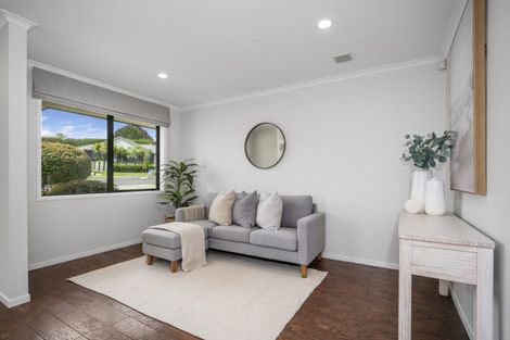 Photo of property in 2 Carex Close, Pyes Pa, Tauranga, 3112