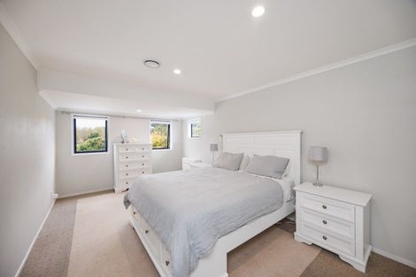 Photo of property in 46 Turitea Road, Fitzherbert, Palmerston North, 4472