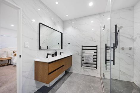 Photo of property in 30c Francis Street, Hauraki, Auckland, 0622