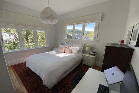 Photo of property in 26 West Road, Northland, Wellington, 6012