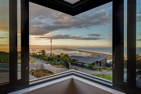 Photo of property in 5 Loader Lane, Clifton, Christchurch, 8081