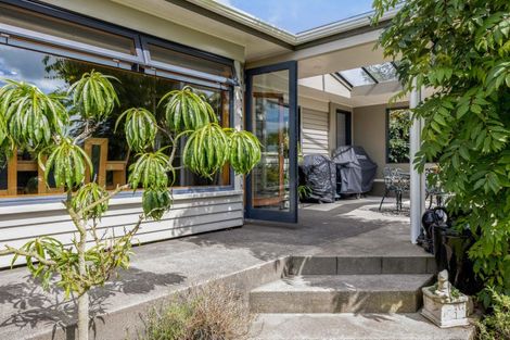 Photo of property in 485 Broadway, Stratford, 4393