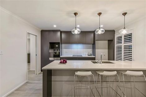 Photo of property in 12 Lisle Farm Drive, Pukekohe, 2120