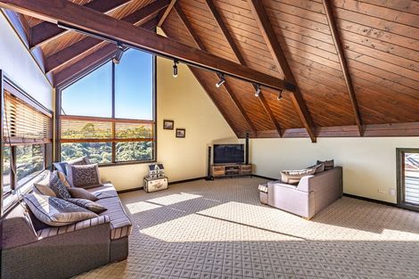 Photo of property in 22 Shakespeare Road, Bastia Hill, Whanganui, 4500