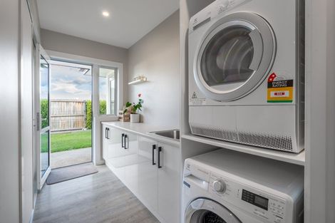 Photo of property in 79 Silver Peaks Drive, West Melton, 7618