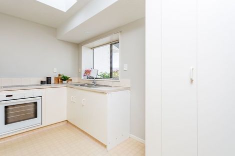 Photo of property in 33b Peverel Street, Riccarton, Christchurch, 8011