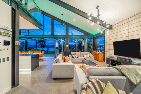 Photo of property in 112 Ti Kouka Crescent, Matarangi, Whitianga, 3592