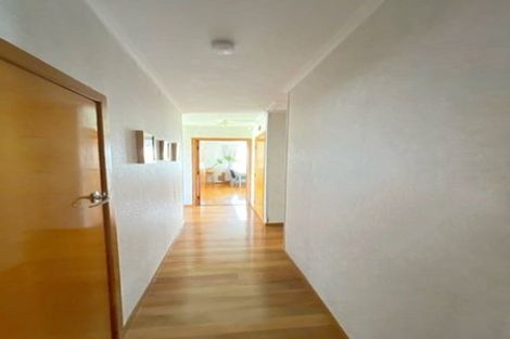 Photo of property in 41 St Leonards Road, Kelston, Auckland, 0602