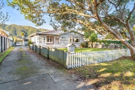Photo of property in 50 Brook Street, Waterloo, Lower Hutt, 5011