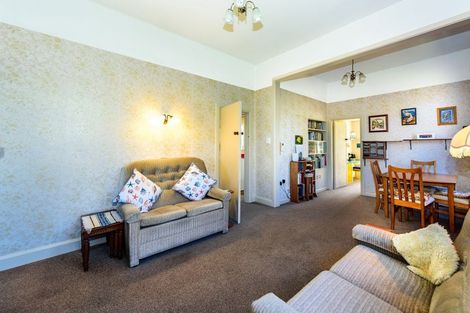 Photo of property in 36 Aorangi Road, Bryndwr, Christchurch, 8053