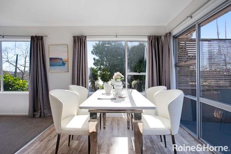 Photo of property in 2/90 Rosier Road, Glen Eden, Auckland, 0602