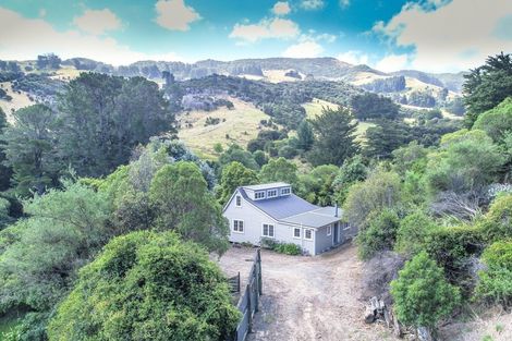 Photo of property in 164 Pawsons Valley Road, Duvauchelle, 7581