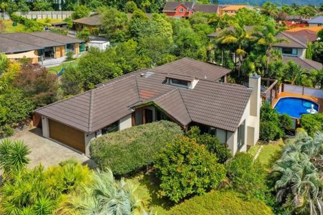 Photo of property in 2 Te Wharau Drive, Greenhithe, Auckland, 0632