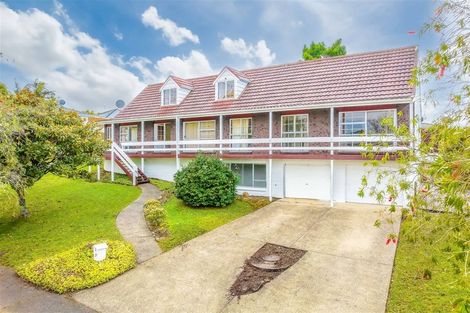 Photo of property in 19 Blundell Place, Chatswood, Auckland, 0626