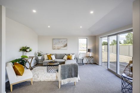 Photo of property in 96 Belgrove Drive, Waipukurau, 4200