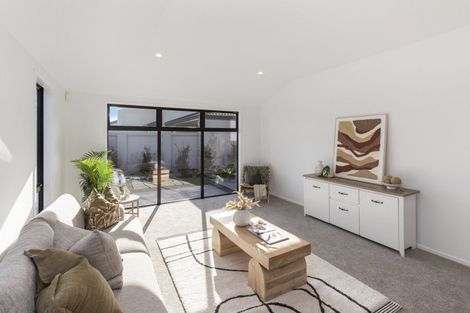 Photo of property in 2/61 Murray Place, St Albans, Christchurch, 8014